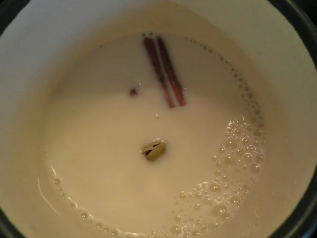 Heiße Gewürzmilch - Rezept - Bild Nr. 3