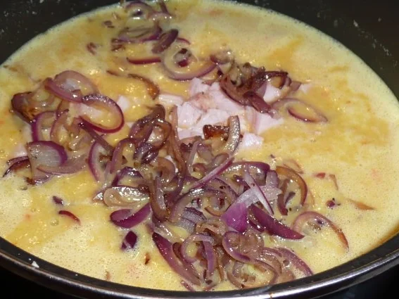 Rezept: Paprikasuppe mit Kasseler Paprikasuppe mit Kasseler - Rezept