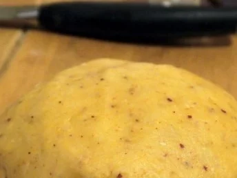 Tomaten-Zwiebel-Quiche mit Graved Lachs - Rezept - Bild Nr. 3