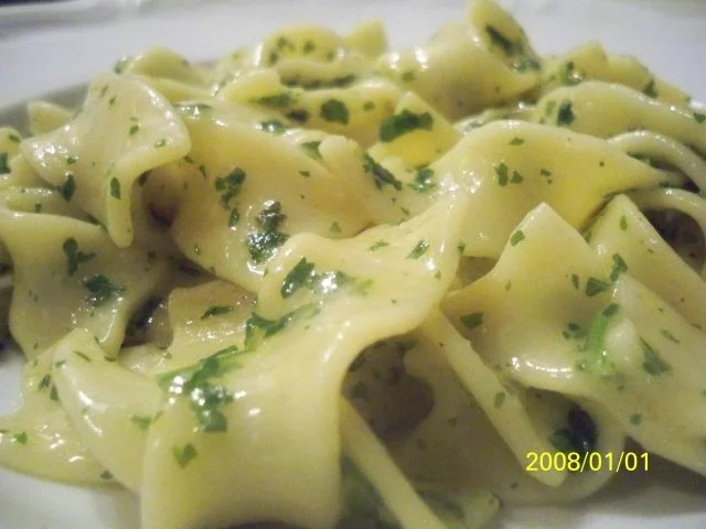 butter-petersilien-bandnudeln - Rezept