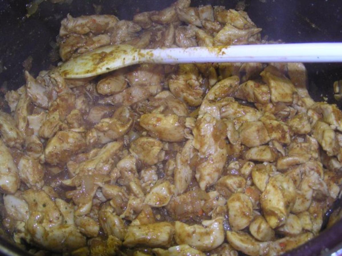 Annanas-Curry-Geschnetzeltes mit Kokosmilch - Rezept - Bild Nr. 2