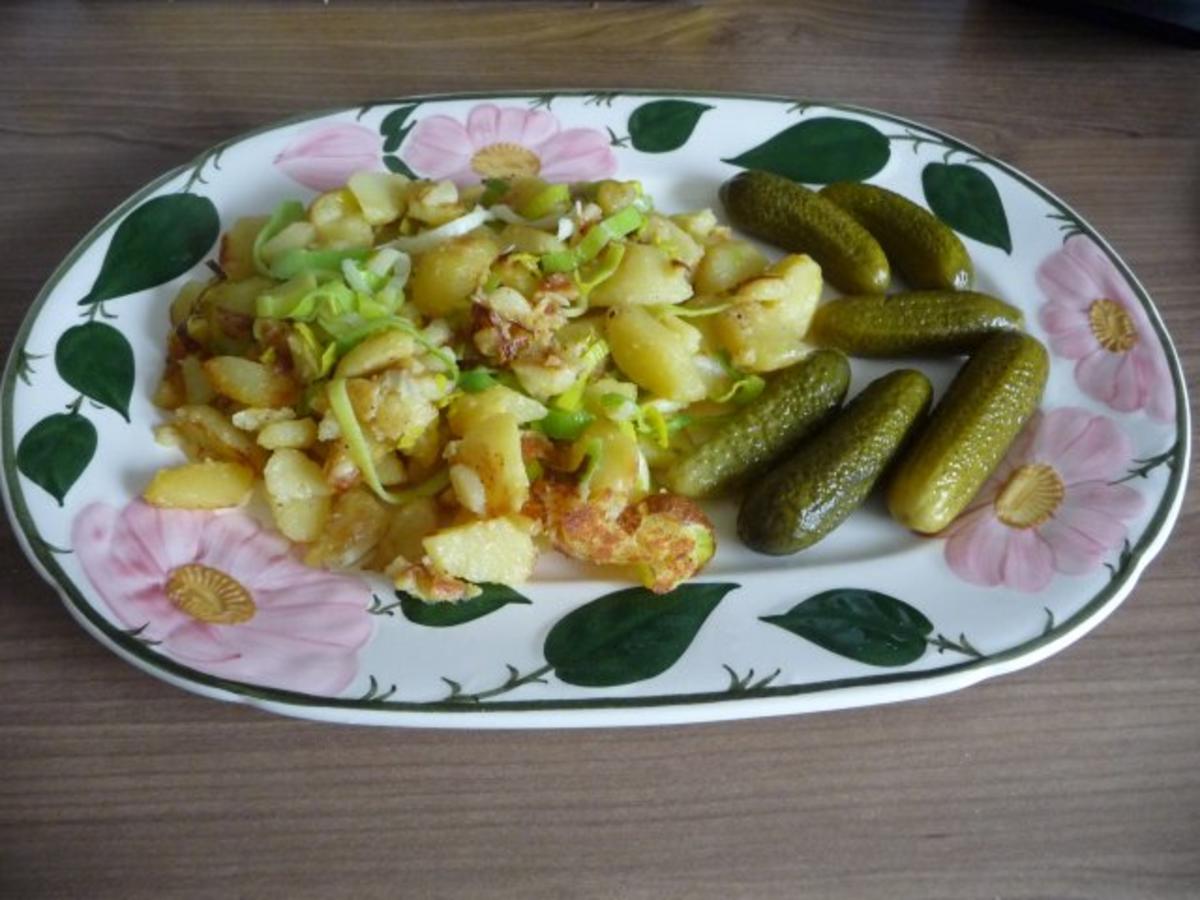 Bilder für Schmalhans - Küchenmeister : Bratkartoffeln mit Gewürzgurken - Rezept