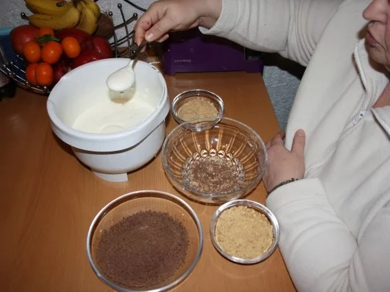 Rezept: Pöhlder Krümelpudding Bild Nr. 6 Pöhlder Krümelpudding - Rezept - Bild Nr. 6