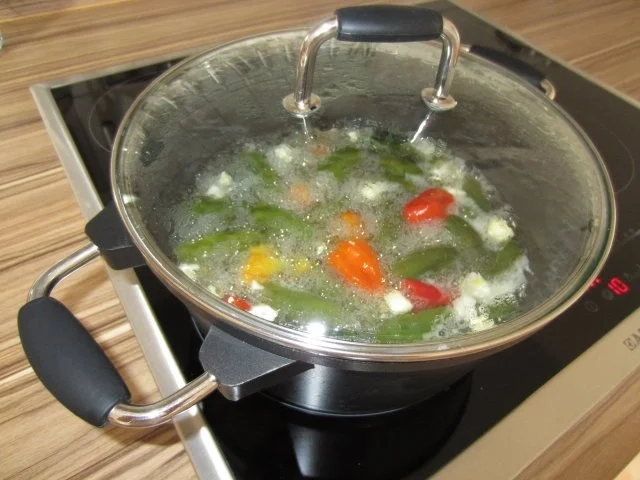 Rezept: Süße Chili-Soße Bild Nr. 6 Süße Chili-Soße - Rezept - Bild Nr. 6