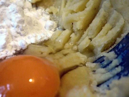 Whisky-marinierte Hähnchenkeulen mit Kroketten - Rezept - Bild Nr. 7