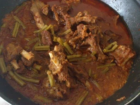 Fleisch mit grüne Bohnen - Rezept