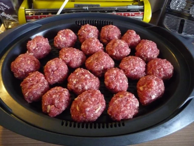 Küchenfee : Hack - Klopse an Gemüsesoße an Petersilienkartoffeln - Rezept - Bild Nr. 9