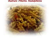 Nudeln: Scharfe Nudelpfanne mit Ziegenkäse - Rezept