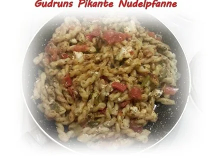 Rezept: Nudeln: Scharfe Nudelpfanne mit Ziegenkäse Bild Nr. 8 Nudeln: Scharfe Nudelpfanne mit Ziegenkäse - Rezept - Bild Nr. 8