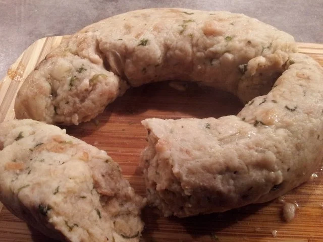 Rezept: Mama Giselas hausgemachter, oberösterreichischer Serviettenknödel Bild Nr. 8 Mama Giselas hausgemachter, oberösterreichischer Serviettenknödel - Rezept - Bild Nr. 8