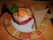 Eier in Tomatenhülle>> - Rezept