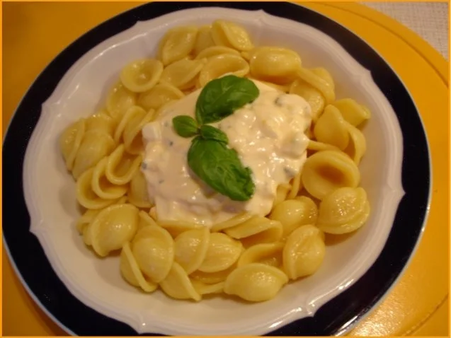 Rezept: Nudeln mit Eiersauce Nudeln mit Eiersauce - Rezept