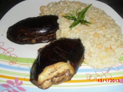 Vegetarisch *** Aubergine gefüllt mit Tofu-Hackfleisch - Rezept