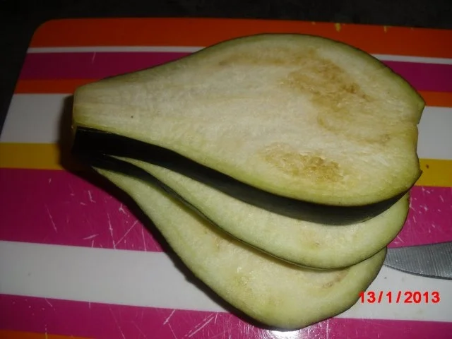 Vegetarisch *** Aubergine gefüllt mit Tofu-Hackfleisch - Rezept - Bild Nr. 3