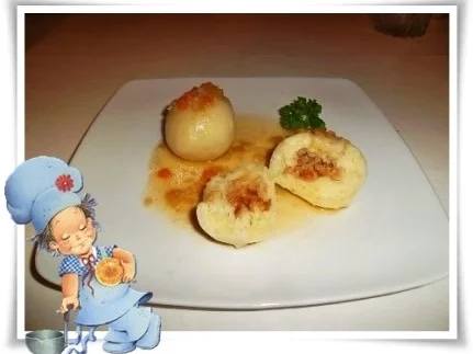 Rezept: »☆« Kartoffelknödeln mit gerösteten Weißbrotwürfeln gefüllt »☆« »☆« Kartoffelknödeln mit gerösteten Weißbrotwürfeln gefüllt »☆« - Rezept