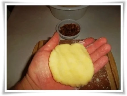 Rezept: »☆« Kartoffelknödeln mit gerösteten Weißbrotwürfeln gefüllt »☆« Bild Nr. 14 »☆« Kartoffelknödeln mit gerösteten Weißbrotwürfeln gefüllt »☆« - Rezept - Bild Nr. 14