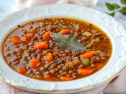Rezept: Papas klassische Linsensuppe Bild Nr. 3 Papas klassische Linsensuppe - Rezept - Bild Nr. 3