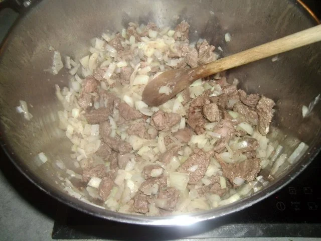 Rezept: Gemischtes Gulasch Bild Nr. 3 Gemischtes Gulasch - Rezept - Bild Nr. 3