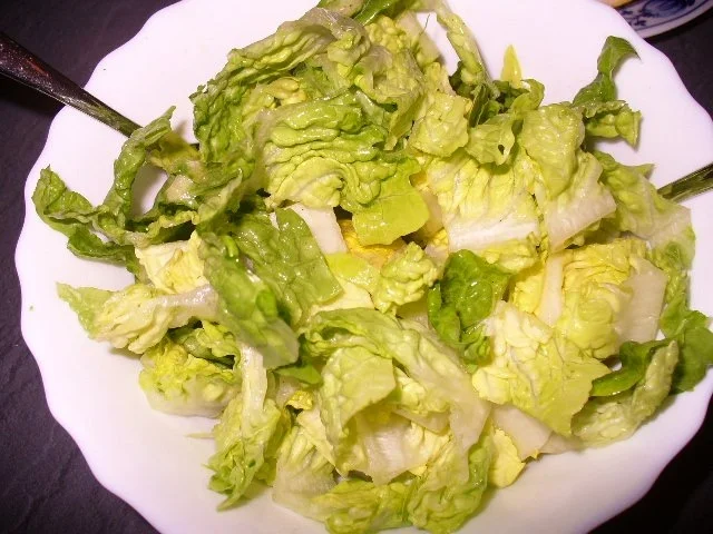 Rinderfilet auf Salatbett mit gebutterter Banane und Orangenfilet - Rezept - Bild Nr. 4