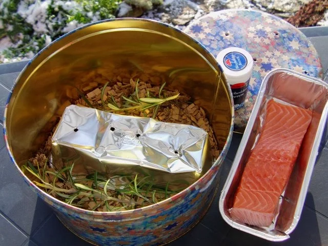 Rezept: Feines Lachsfilet aus der Keksdose Bild Nr. 4 Feines Lachsfilet aus der Keksdose - Rezept - Bild Nr. 4