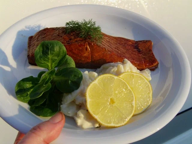 Rezept: Feines Lachsfilet aus der Keksdose Bild Nr. 2 Feines Lachsfilet aus der Keksdose - Rezept - Bild Nr. 2