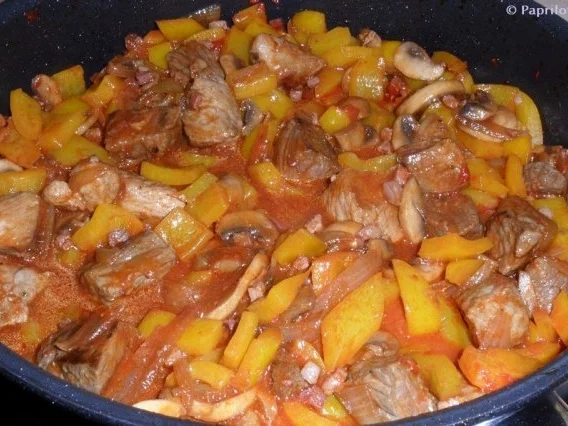 Gulasch ♠ pikant - Rezept - Bild Nr. 6