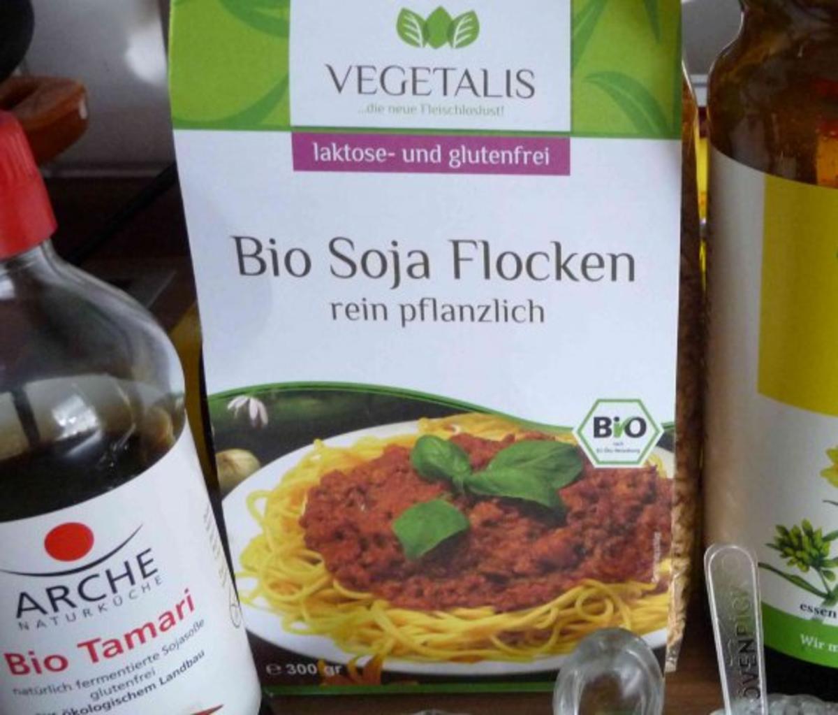 Vegan : Gemüsebolognese mit Nudel-Mix und Salat - Rezept - Bild Nr. 2