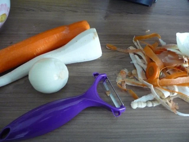 Vegan : Gemüsebolognese mit Nudel-Mix und Salat - Rezept - Bild Nr. 5