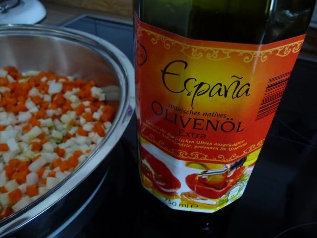 Vegan : Gemüsebolognese mit Nudel-Mix und Salat - Rezept - Bild Nr. 12