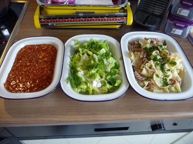 Vegan : Gemüsebolognese mit Nudel-Mix und Salat - Rezept - Bild Nr. 23