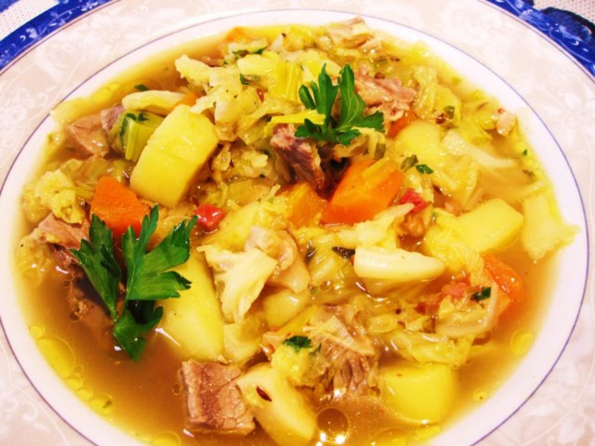 Wirsing-Suppe mit kräftiger Fleischbrühe ... - Rezept - Bild Nr. 7