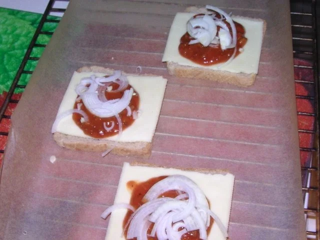 Rezept: Käse-Toast mit Bolognese Bild Nr. 3 Käse-Toast mit Bolognese - Rezept - Bild Nr. 3