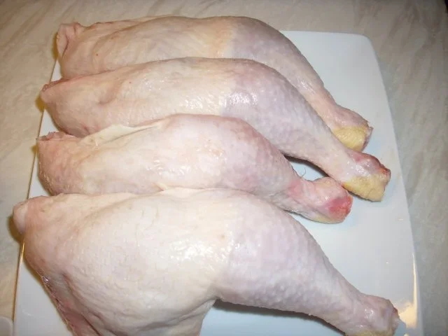 Rezept: Hähnchenkeulen aus dem Ofen, pikant-scharf Bild Nr. 2 Hähnchenkeulen aus dem Ofen, pikant-scharf - Rezept - Bild Nr. 2