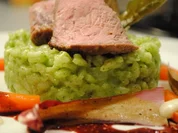 sanft gegarte Kalbshüfte/grünes Risotto/geschmelzter Radicchio Trevisiano - Rezept