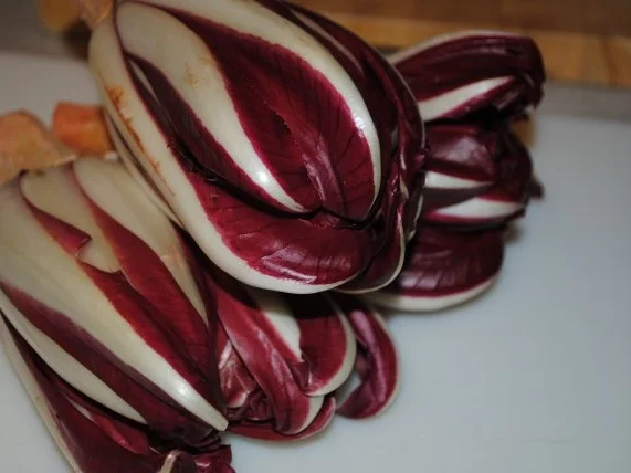 sanft gegarte Kalbshüfte/grünes Risotto/geschmelzter Radicchio Trevisiano - Rezept - Bild Nr. 12