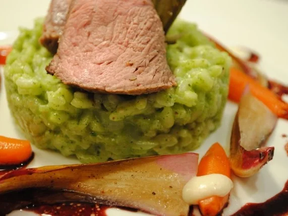 sanft gegarte Kalbshüfte/grünes Risotto/geschmelzter Radicchio Trevisiano - Rezept - Bild Nr. 17
