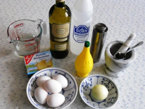 " SAUCE HOLLANDAISE " Die "Königin" der Saucen, das echte französische original Rezept - Rezept - Bild Nr. 2