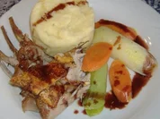 In Öl gegarter Spanferkelrücken - Rezept