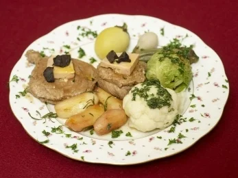 Rezept: Tournedos à la Rossini mit Rosmarinkartoffeln (Cindy Berger) Tournedos à la Rossini mit Rosmarinkartoffeln (Cindy Berger) - Rezept