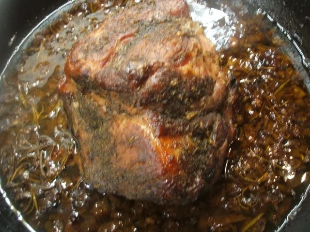 Rezept: Fleisch: Rosmarinbraten in Biersoße mit Honigspätzle Bild Nr. 10 Fleisch: Rosmarinbraten in Biersoße mit Honigspätzle - Rezept - Bild Nr. 10