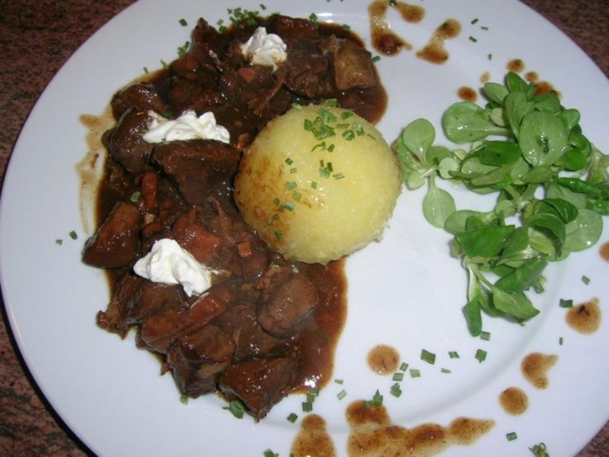 Rehgulasch Mit Pfifferlingen Rezept Mit Bild Kochbar De