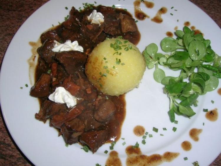 Rehgulasch mit Pfifferlingen - Rezept mit Bild - kochbar.de