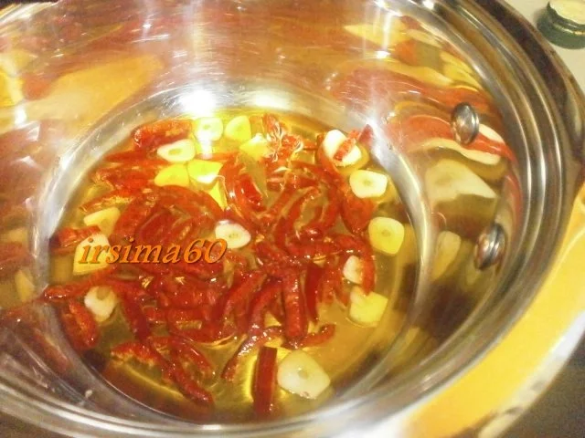 Rezept: Spaghetti aglio e olio Bild Nr. 4 Spaghetti aglio e olio - Rezept - Bild Nr. 4