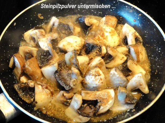Fleisch:   SCHWEINESCHNTIZEL  mit Champignon-Pfeffersauce - Rezept - Bild Nr. 4