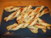 Blätterteig Seranoschinken Sticks - Rezept