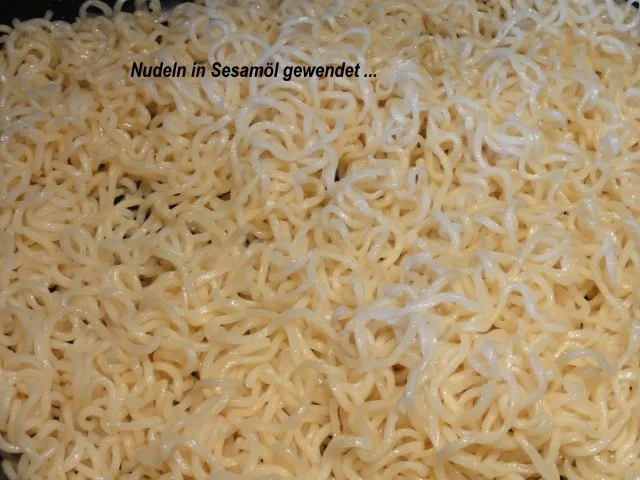 Rezept: Geflügel: HÄHNCHENSCHNITZEL mit Knusperpanade Bild Nr. 11 Geflügel: HÄHNCHENSCHNITZEL mit Knusperpanade - Rezept - Bild Nr. 11