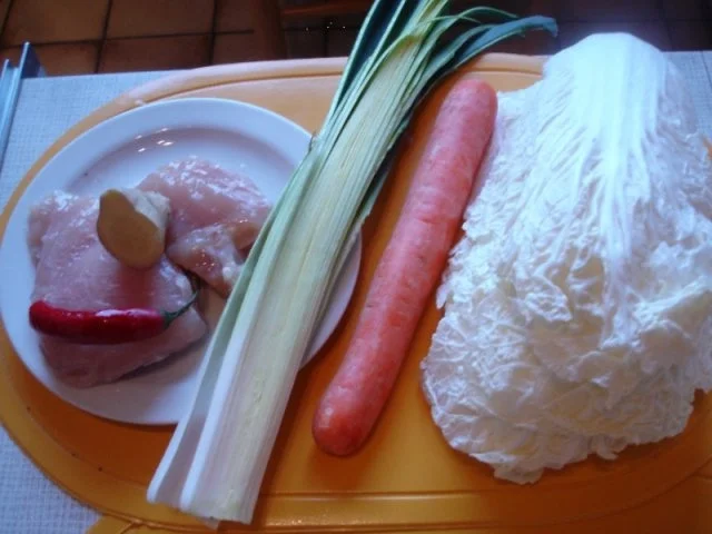 Rezept: Chinakohl-Wok mit Hähnchenbrustfiletstreifen Bild Nr. 2 Chinakohl-Wok mit Hähnchenbrustfiletstreifen - Rezept - Bild Nr. 2