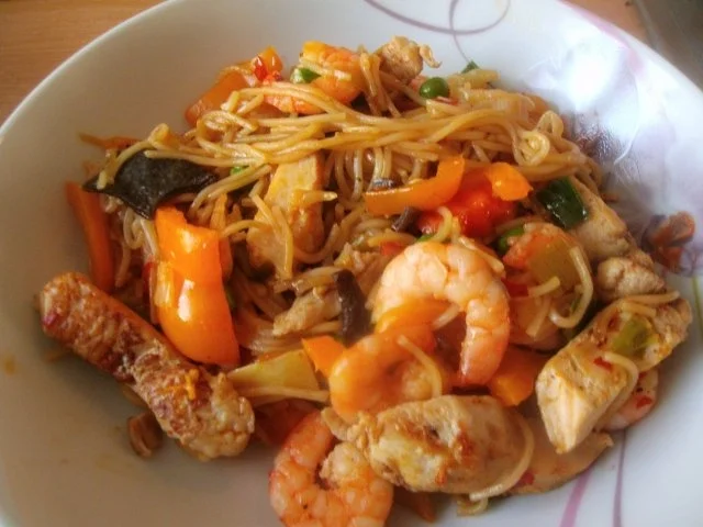 Gemüsepfanne mit Knobi-Garnelen und Hühnerbrustfilet - Rezept - Bild Nr. 9