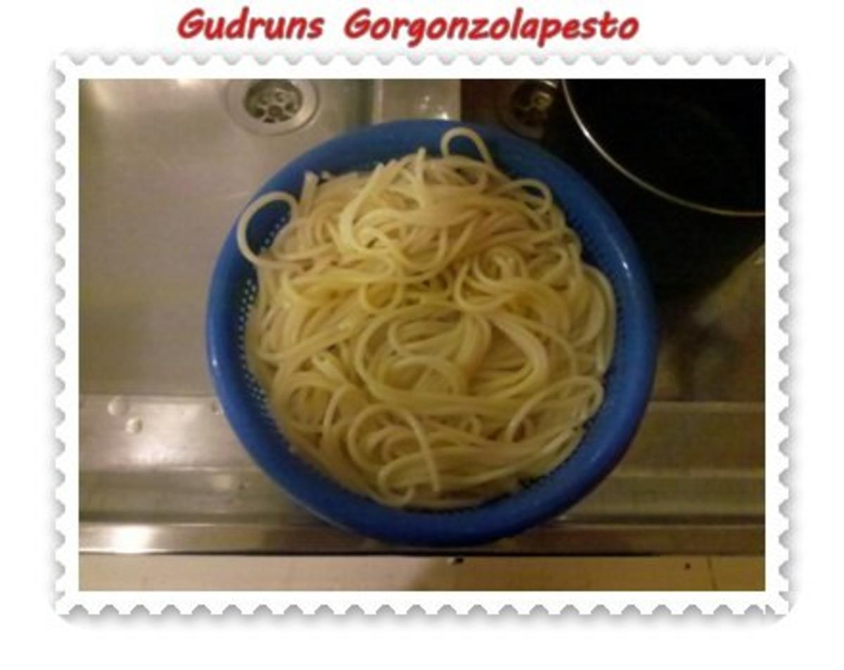 Nudeln: Gorgonzolapesto auf die Schnelle mit Spaghetti - Rezept - Bild Nr. 6