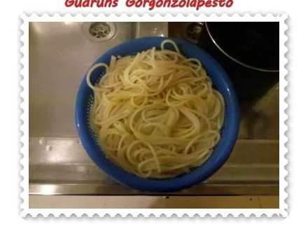 Nudeln: Gorgonzolapesto auf die Schnelle mit Spaghetti - Rezept - Bild Nr. 6
